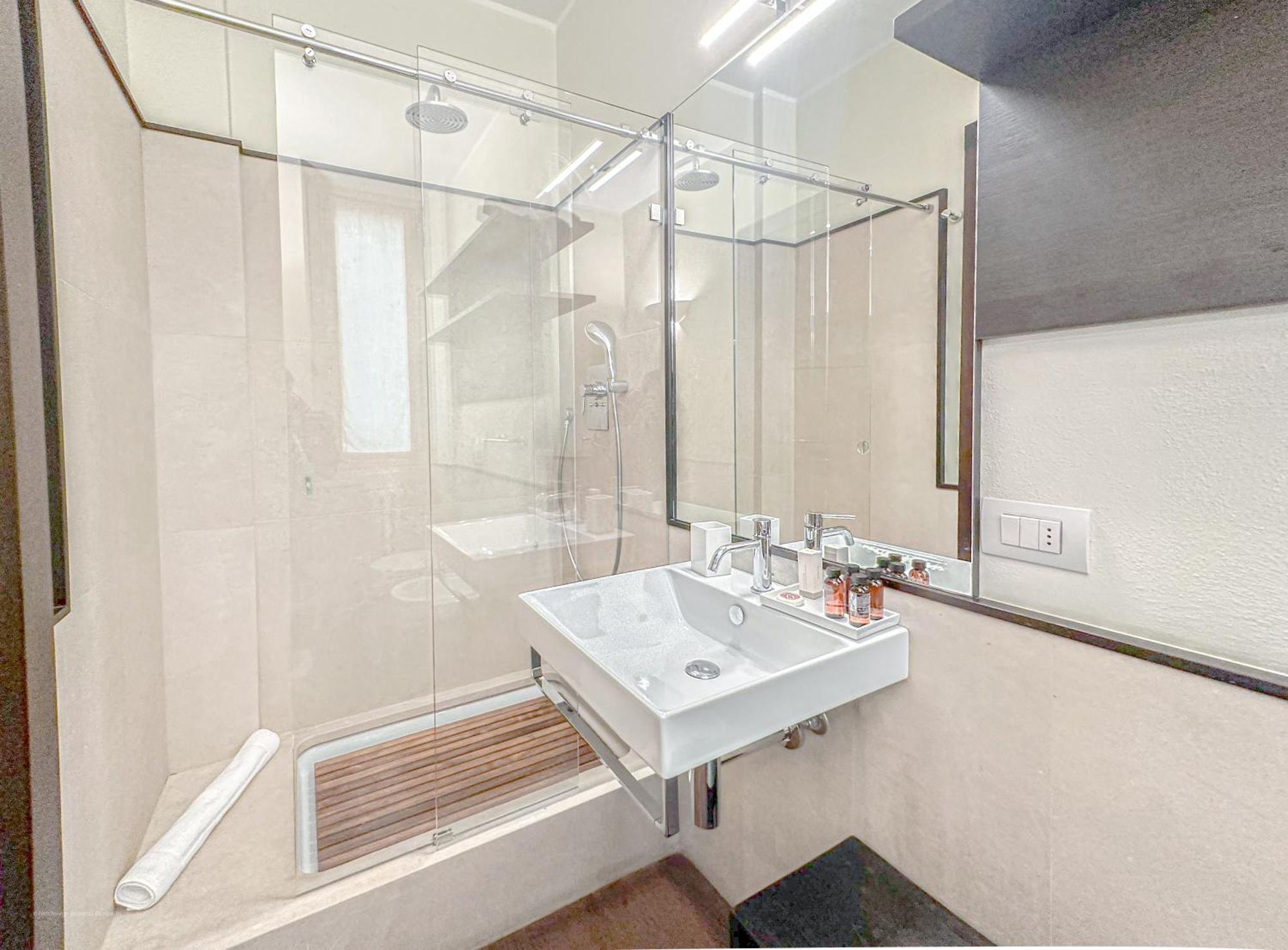 Fontana Suites - 15 Min Dal Duomo Милан Номер фото